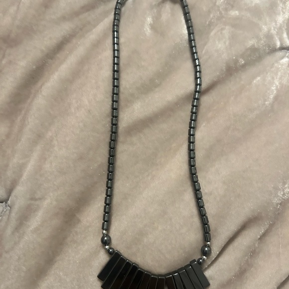 Used necklaces - Picture 4 of 14